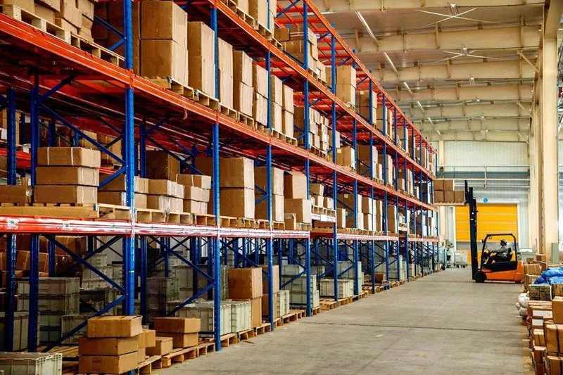 Logistics & Warehouse